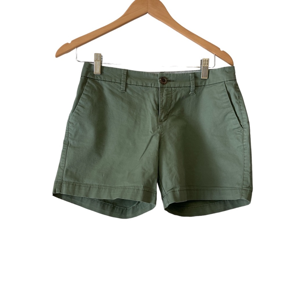 Old Navy women’s Sz 0 Olive Green Cotton Shorts